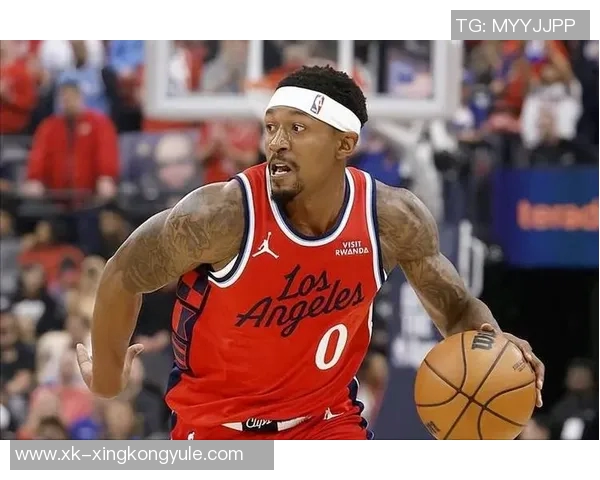 比尔遭遇伤病困扰休赛期膝盖手术本季上场时间受限情况堪忧